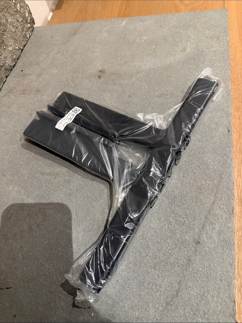 Samsung 75” Frame Black Plastic TV Stand Legs (Set)